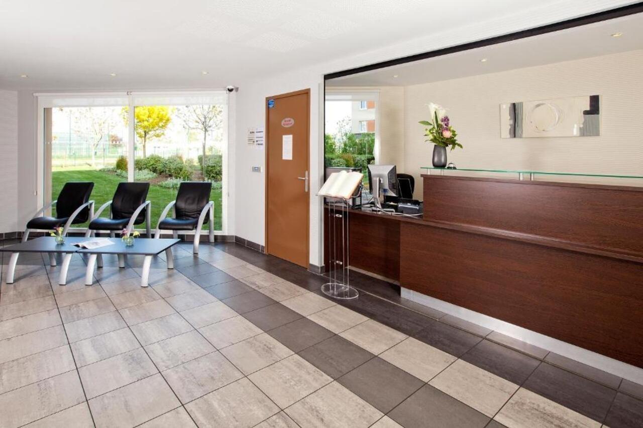 Sejours & Affaires Caen Le Clos Beaumois Εξωτερικό φωτογραφία