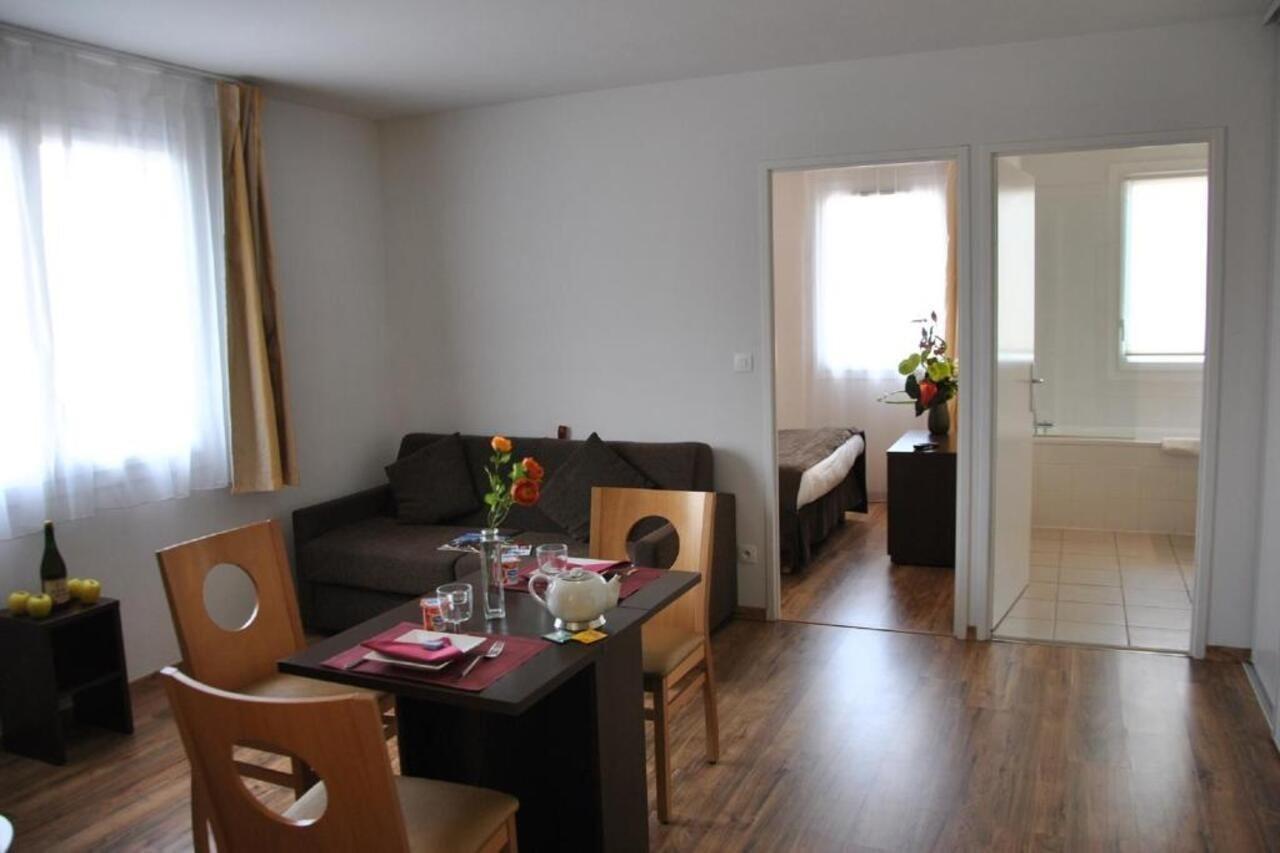 Sejours & Affaires Caen Le Clos Beaumois Εξωτερικό φωτογραφία