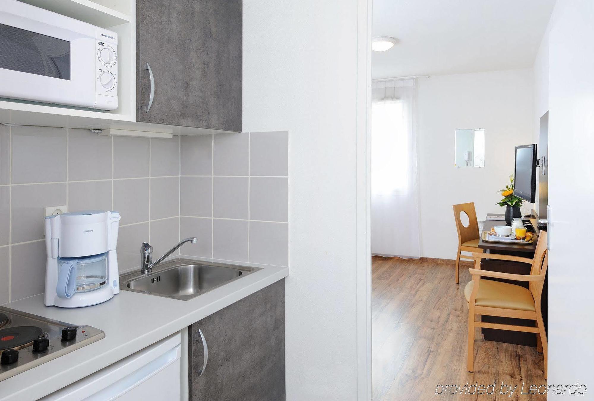 Sejours & Affaires Caen Le Clos Beaumois Δωμάτιο φωτογραφία
