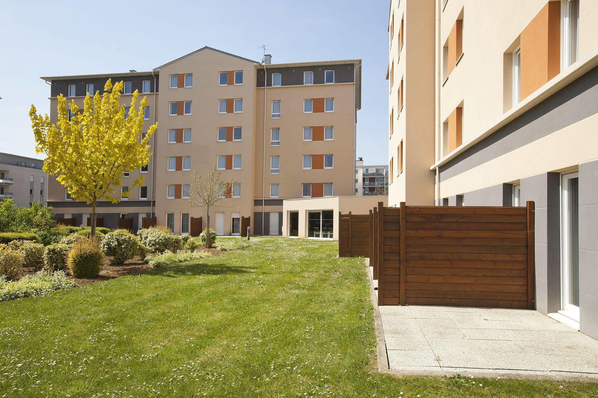 Sejours & Affaires Caen Le Clos Beaumois Εξωτερικό φωτογραφία