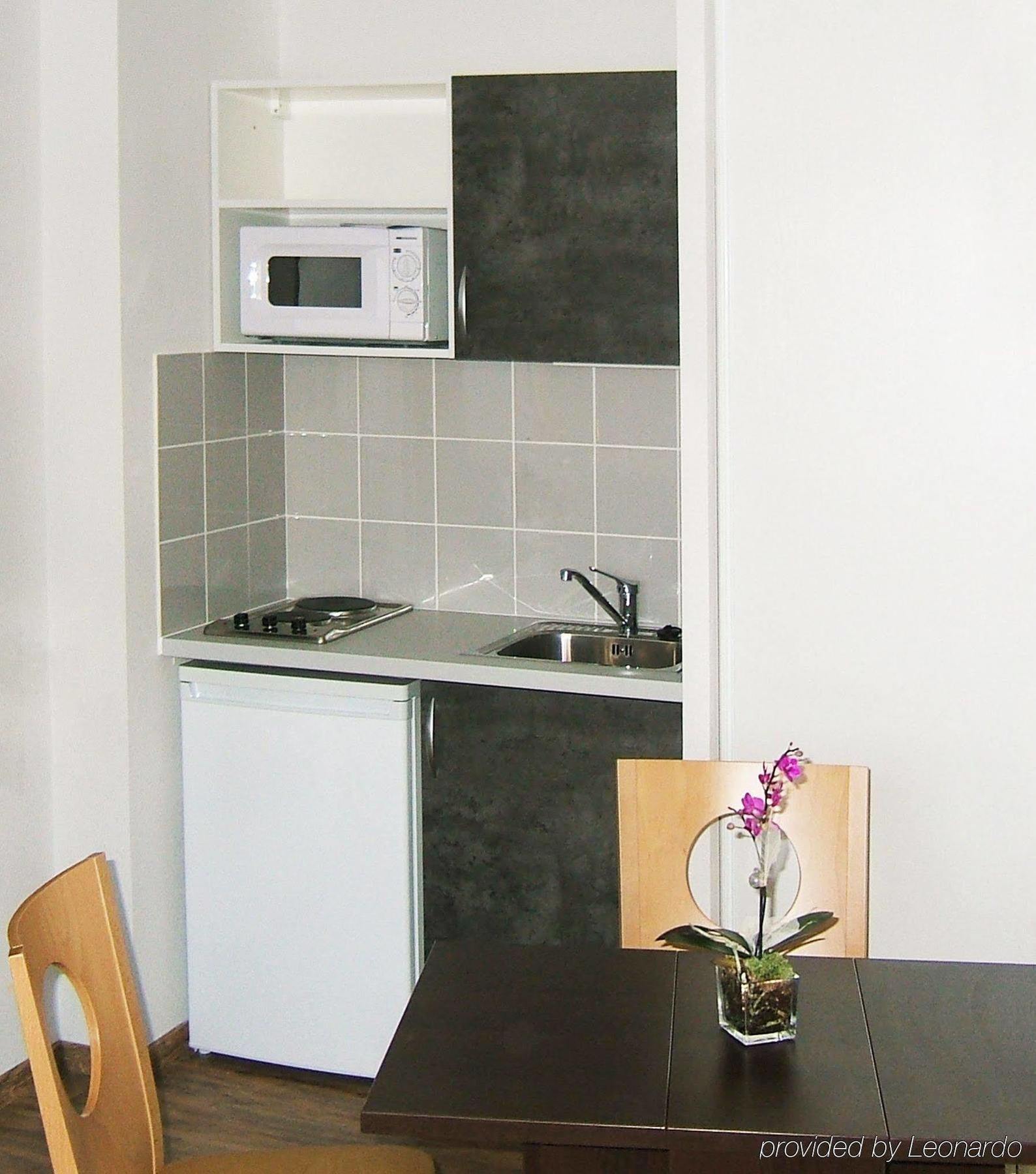 Sejours & Affaires Caen Le Clos Beaumois Δωμάτιο φωτογραφία